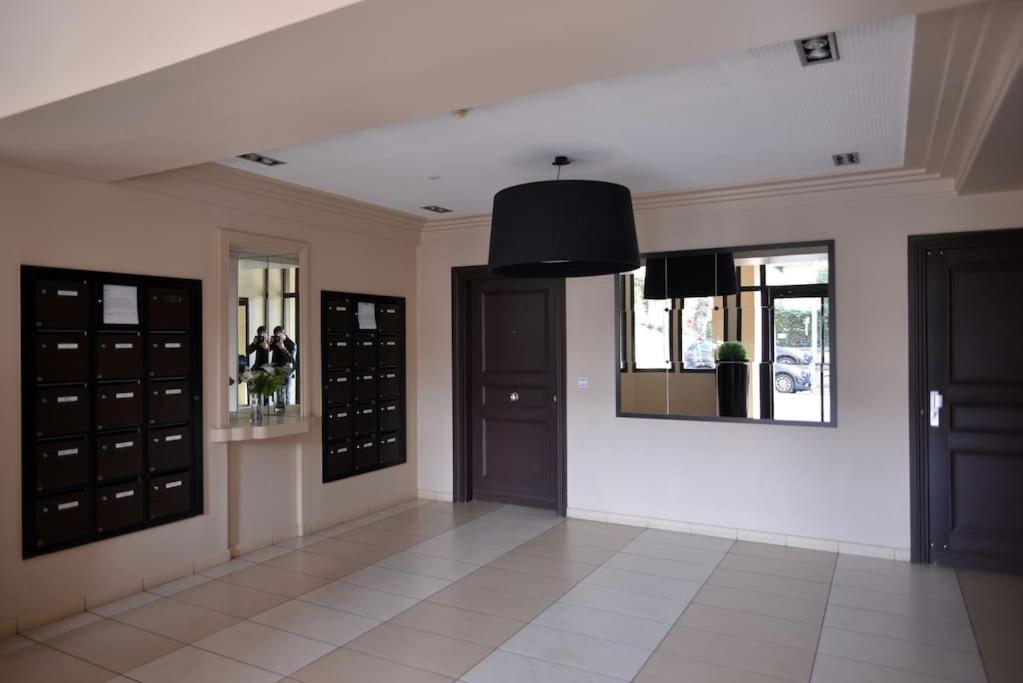 Beautiful Apartment Design Next To The Sea Antibes Exterior foto